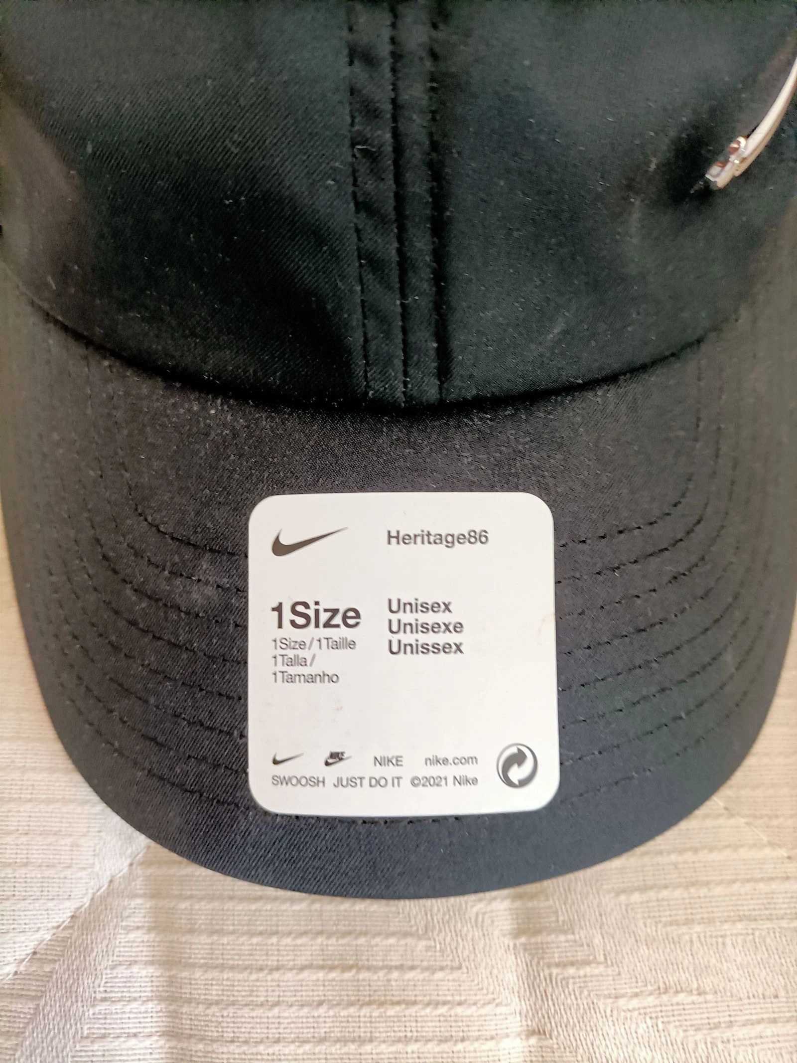 Boné Nike Heritage86 com Swoosh de Metal Preto - Novo – photo 2